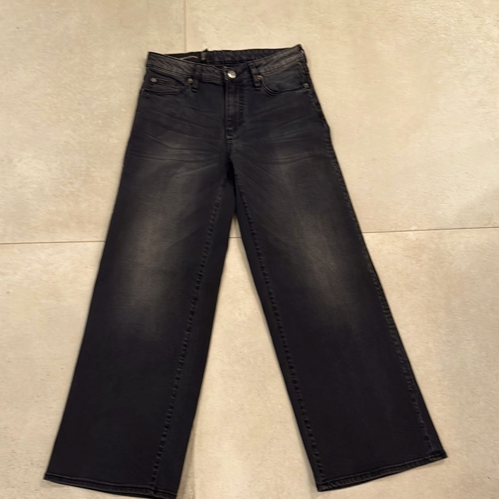 Women's Black Wide-Leg Jeans